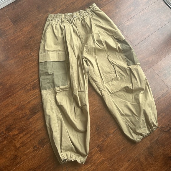 Frankie Shop Stu cargo pant (M/L) - Picture 4 of 14